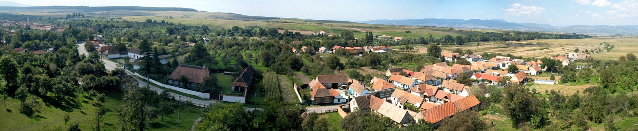 Panorama satului Romos